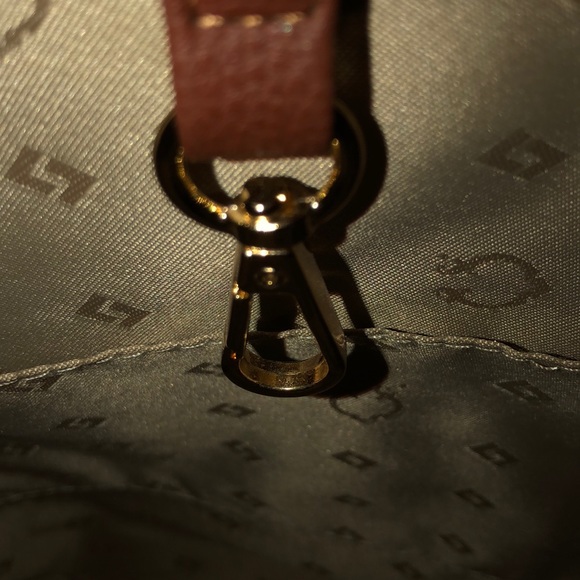 Handbag - Picture 4 of 8